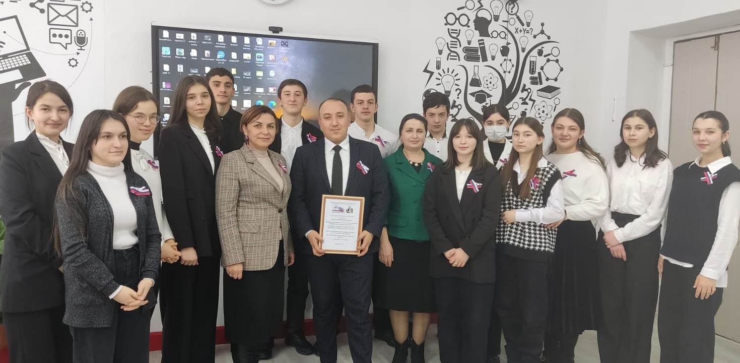 Тахир Тогузаев рассказал школьникам о научной грамотности
