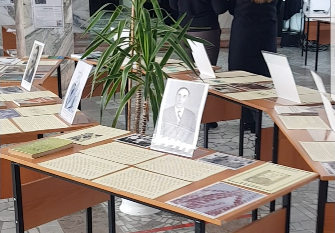 Научная библиотека Кабардино-Балкарского ГАУ подготовила выставку, посвящённую Дню российской науки
