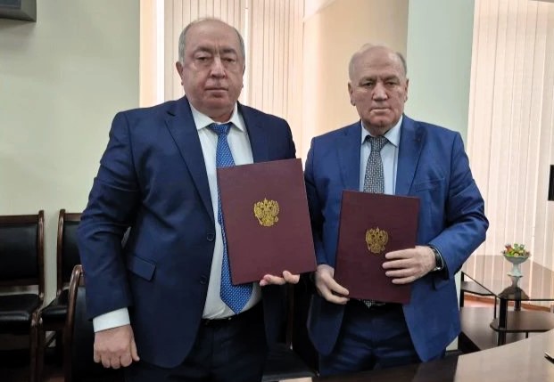 Торгово-промышленная палата КБР и Кабардино-Балкарский ГАУ подписали соглашение о сотрудничестве Торгово-промышленная палата КБР и Кабардино-Балкарский ГАУ подписали соглашение о сотрудничестве