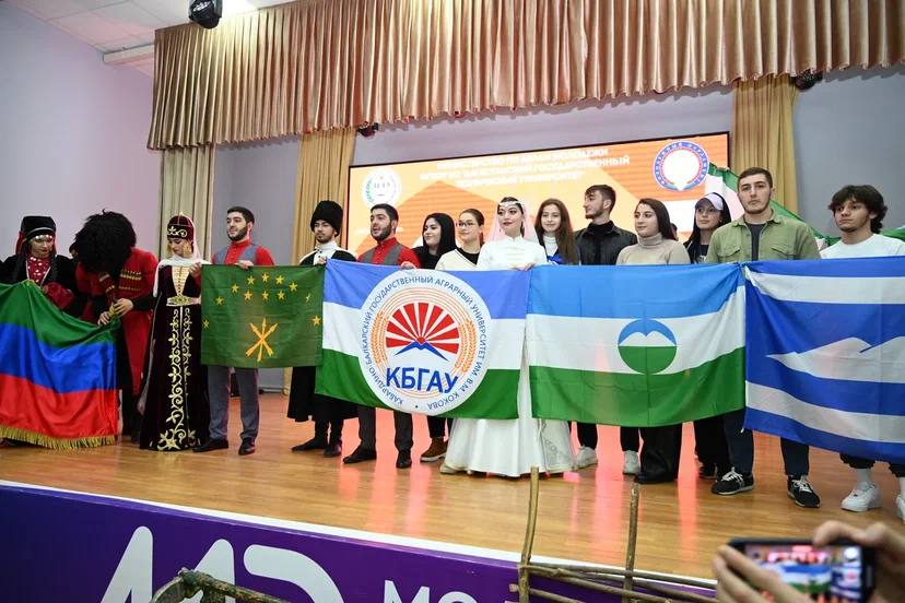 В Дагестане прошёл Межрегиональный фестиваль этнической культуры «Этнова»
