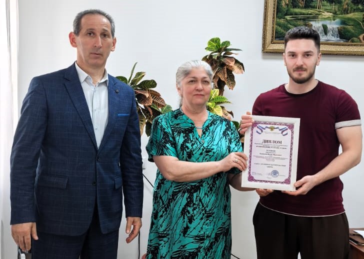 Ислам Канкулов блеснул на конкурсе творческих работ