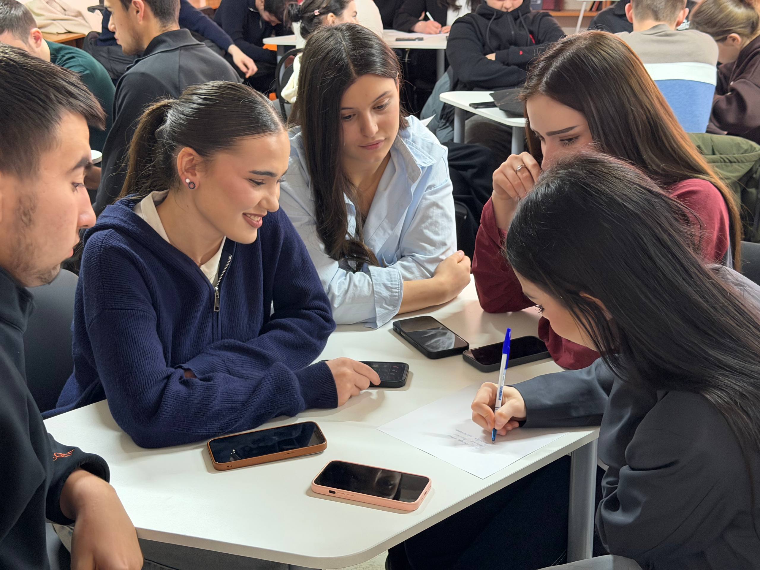 Интеллектуальный квиз «Мы - молодежь Аграрного» Интеллектуальный квиз «Мы - молодежь Аграрного»