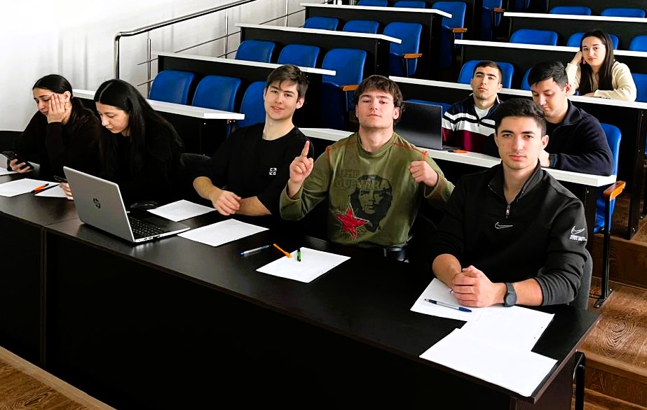 Команда Кабардино-Балкарского ГАУ «ФинАгро» вошла в топ-3 лучших игроков интеллектуального соревнования «ФинИгра» Команда Кабардино-Балкарского ГАУ «ФинАгро» вошла в топ-3 лучших игроков интеллектуального соревнования «ФинИгра»