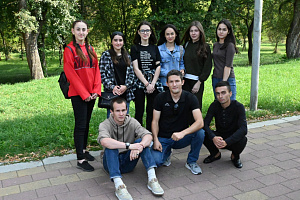 Добровольцы вуза оказали помощь приюту для животных «Четыре лапы»