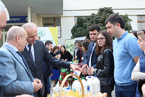 Открытие Межрегионального молодежного форума инновационных проектов «Энергия роста», реализуемого при грантовой поддержке Федерального агенства по делам молодежи (Росмолодежь), и сельскохозяйственной выставки «Золотая осень Кабардино-Балкарского ГАУ»