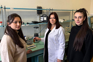 Студенты торгово-технологического факультета погрузились в мир невидимого на выездной практике