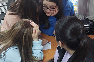 Для первокурсников провели тренинг на правильную коммуникацию