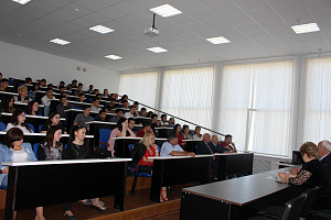 Встреча студентов с Мадиной Хакуашевой