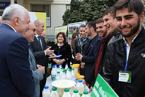 Открытие Межрегионального молодежного форума инновационных проектов «Энергия роста», реализуемого при грантовой поддержке Федерального агенства по делам молодежи (Росмолодежь), и сельскохозяйственной выставки «Золотая осень Кабардино-Балкарского ГАУ»