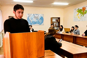 Будущие экономисты рассмотрели вопросы теневой экономики 