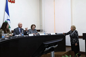 Залина Иванова награждена Почётной грамотой Вольного экономического общества России