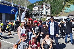 Студенты-добровольцы приняли участие в экологической акции в Приэльбрусье