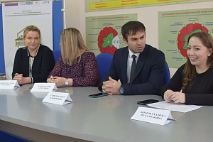 Студентам презентовали проект «Бизнес - в село»