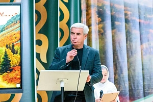 Во Дворце культуры имени К. Кулиева прошёл творческий вечер Танзили Каровой-Ахматовой