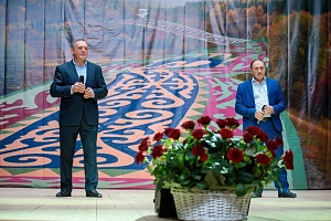 Во Дворце культуры имени К. Кулиева прошёл творческий вечер Танзили Каровой-Ахматовой