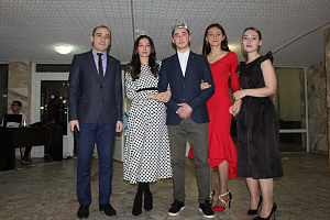 Новогодний бал