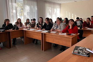 На факультете СПО отметили День бухгалтера