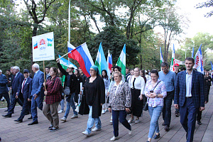 Марш патриотизма и дружбы дал старт Молодежному фестивалю в КБР