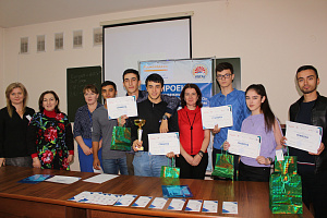 Победили «Мозговики» и «Райские яблоки»