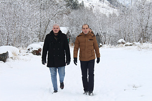 Дружба под флагом России