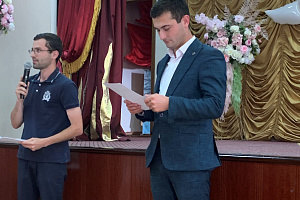 Выпускников ЦО «Успех» наградили за участие в совместной со студентами вуза научной деятельности