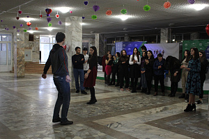 Студенты отметили День всех влюблённых