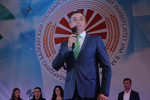 Врио Главы Кабардино-Балкарской Республики Казбек Коков поздравил краснодипломников аграрного университета