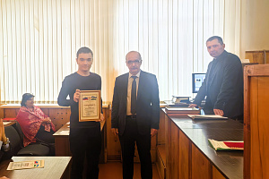  На факультете механизации и энергообеспечения предприятий вручили Почетные грамоты ветеранам труда и Благодарности студентам