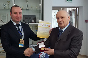 Альберт Барагунов награждён золотой медалью конкурса научных разработок выставки «РосБиоТех-2019»