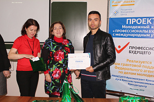 Победили «Мозговики» и «Райские яблоки»