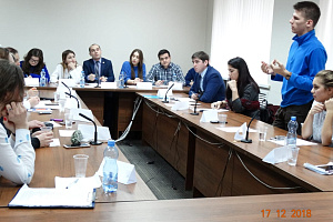 Команда факультета «Экономика и управление» победила в общеуниверситетских дебатах