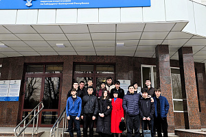 Студенты-землеустроители на практике: выездное занятие в Управлении Росреестра по КБР