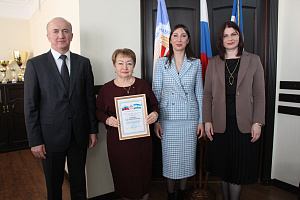 Учёных вуза наградили в канун Дня преподавателя высшей школы