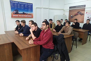 Будущим инженерам продемонстрировали процесс определения тягового сопротивления  плужного отвала