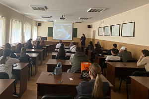 Студенты посмотрели фильм «Я и другие»