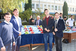 В Кабардино-Балкарском ГАУ прошла выставка «Золотая осень»