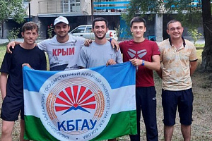 Делегация студентов вернулась с оздоровительного отдыха