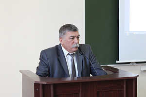 На факультете экономики и управления прошёл круглый стол, посвящённый Дню экономиста