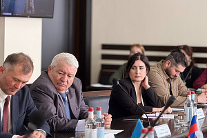 Круглый стол помог оценить соответствие образовательных программ университета актуальным требованиям рынка труда 