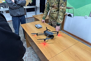 Второй день патриотического форума: автоматы, дроны и окопные свечи