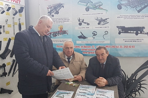 Представители факультета механизации и энергообеспечения предприятий приняли участие в работе выставки «Агроуниверсал-2019»