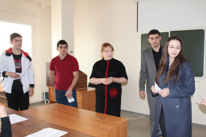 Продолжается работа молодежного клуба «Профессионалы будущего»