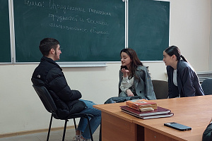 Для первокурсников провели тренинг на правильную коммуникацию