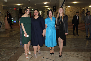 Новогодний бал