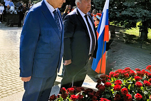 В Кабардино-Балкарии проходят памятные мероприятия, посвящённые 85-летию со дня рождения Валерия Мухамедовича Кокова