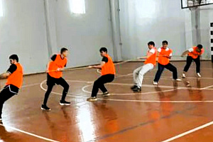 Победа в одной связке: межфакультетские соревнования по перетягиванию каната посвятили Дню защитника Отечества