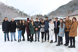 Дружба под флагом России