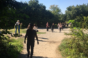 В поход, чтобы познакомиться