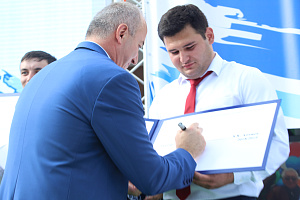 Первокурсники Кабардино-Балкарского ГАУ приняли участие во Всероссийском параде студенчества
