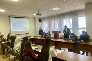 Круглый стол «Глобальные экологические вызовы и устойчивое развитие: траектория будущего»